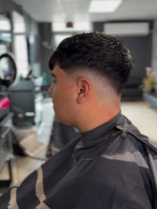 Corte texturizado con fade bajo